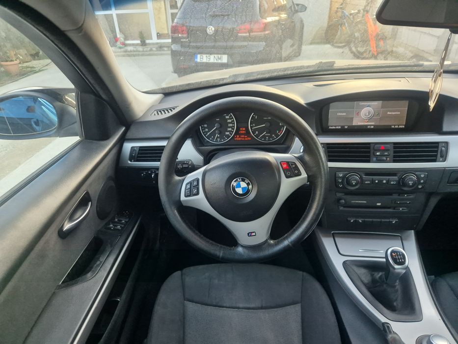 Bmw 320i e90 150cp navi mare / senzori / gpl / distributie schimbata