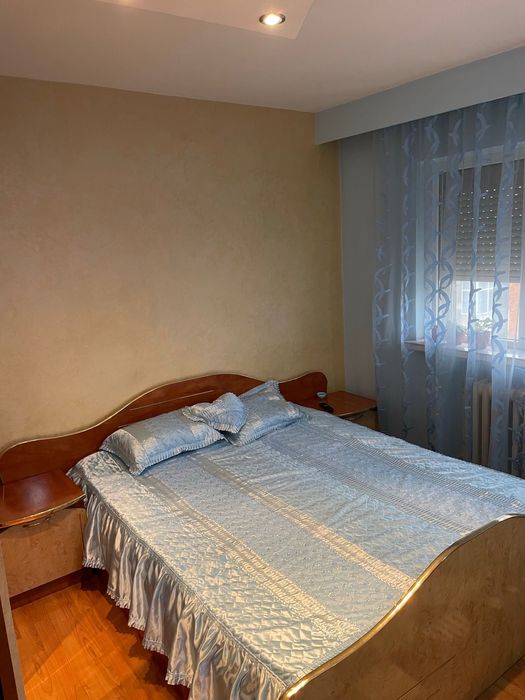 Inchirierez apartament cu 2 camere Decomandat Cornitoiu