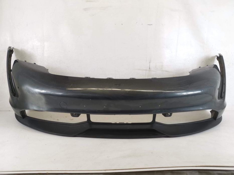 Предна броня Порше Таекан / Porsche Taycan 1 Оригинална, в добро състо