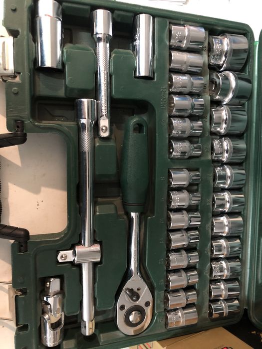 Набор инструментов 32 предмета.