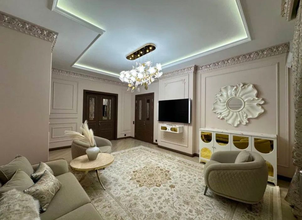 ул:Чехова 4 комнт ор: Ойбек в Сдаётся новая квартира в новостройке