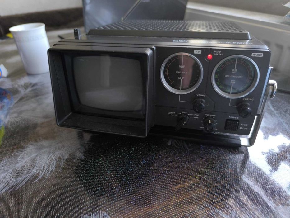 Мини черно-бял телевизор с радио - УНИКАЛНО БИЖУ