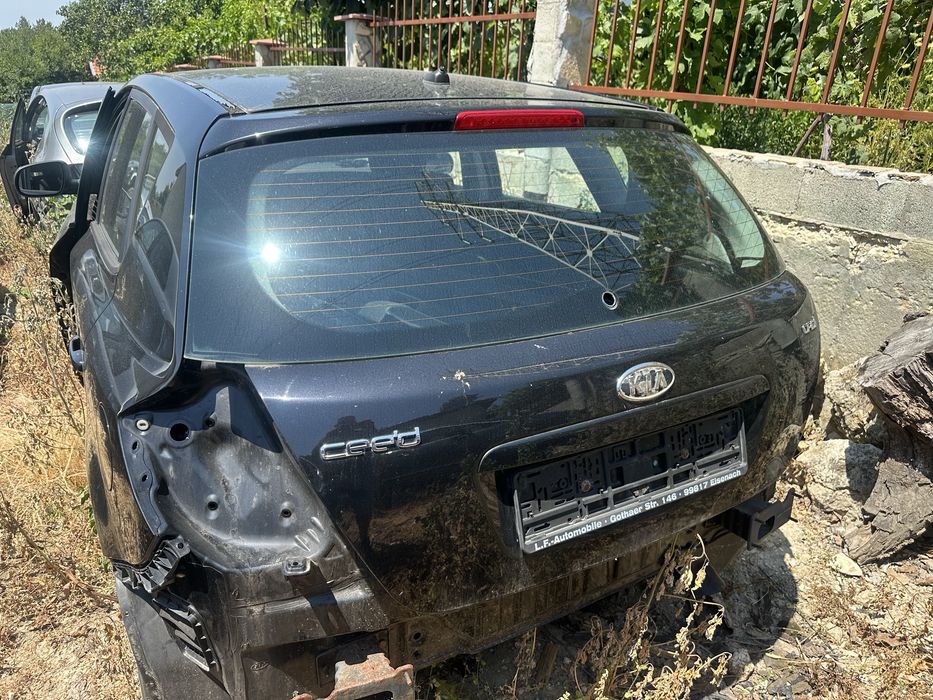 Врата багажник за Kia Ceed хечбег!