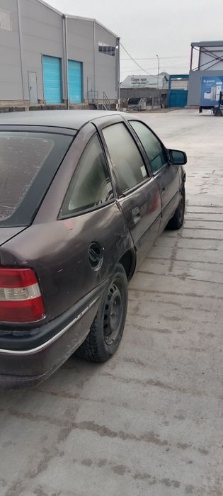 Опель Вектра 93 2,0