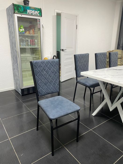 Продается стул с стульями