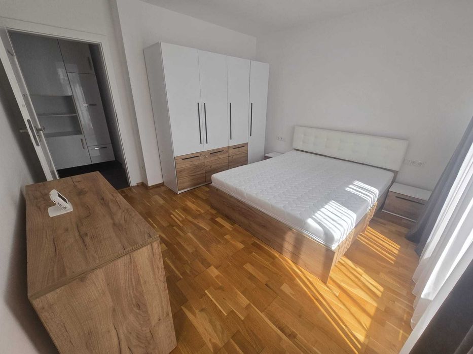 Inchiriez Ap. 2 camere mobilat si utilat + parcare