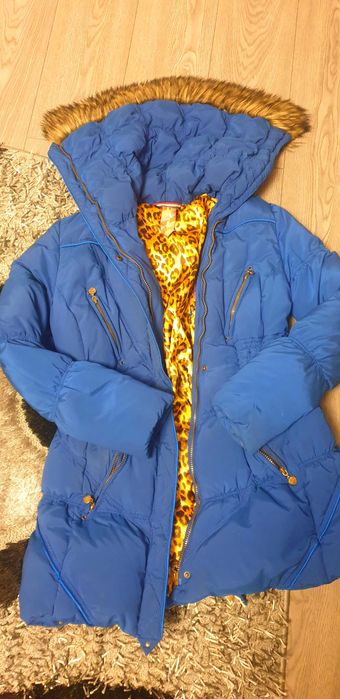 Geaca cu guler de blana