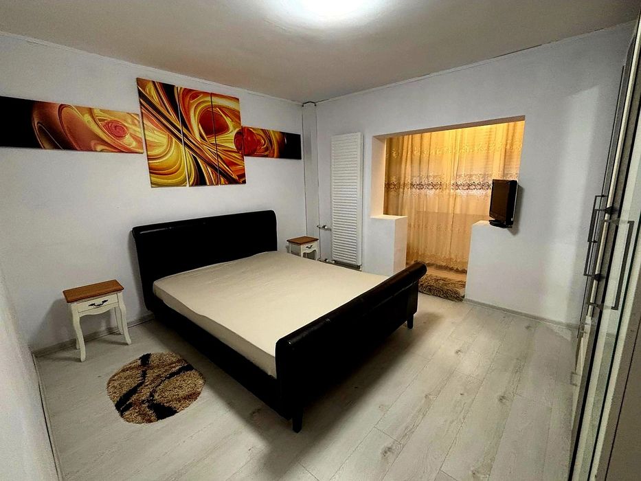 Apartament 2 camere de inchiriat.