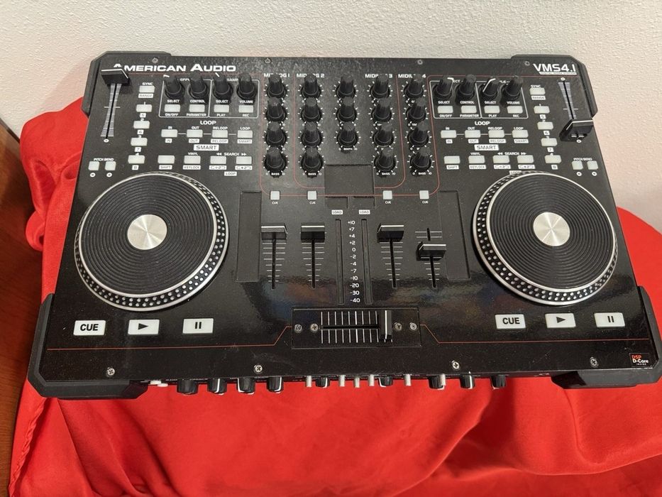 Consola American VMS4.1
