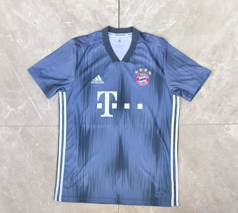 Adidas FC Bayern Трети екип 18/19