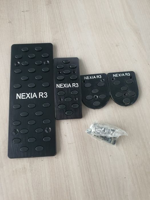 Продам Накладки на педали от автомобиля Нексия 3.в отличном состоянии.