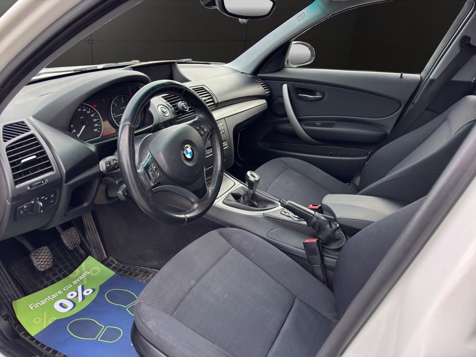 BMW 1 Series 2009 — imagine 5