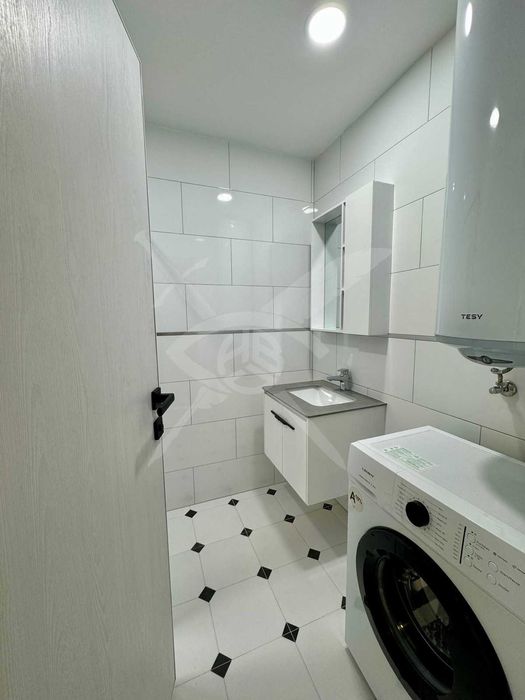 Дава се под наем Двустаен апартамент в Пловдив, Христо Смирненски - 65 кв.м за 677.79 € - Снимка #2