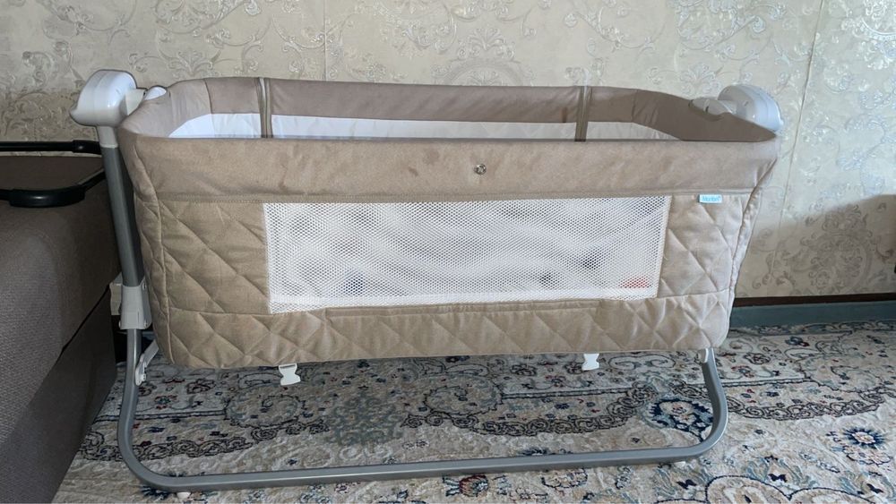 Электронный манеж продам