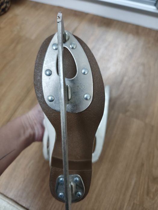 Коньки детские, размер 20