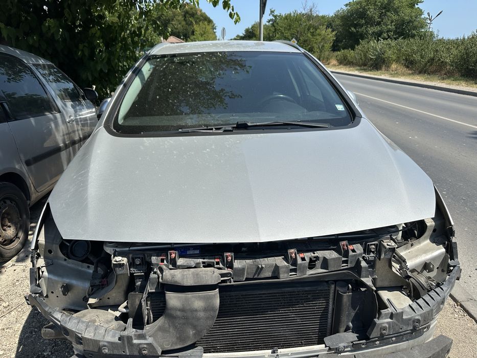 Преден капак за Опел Астра J