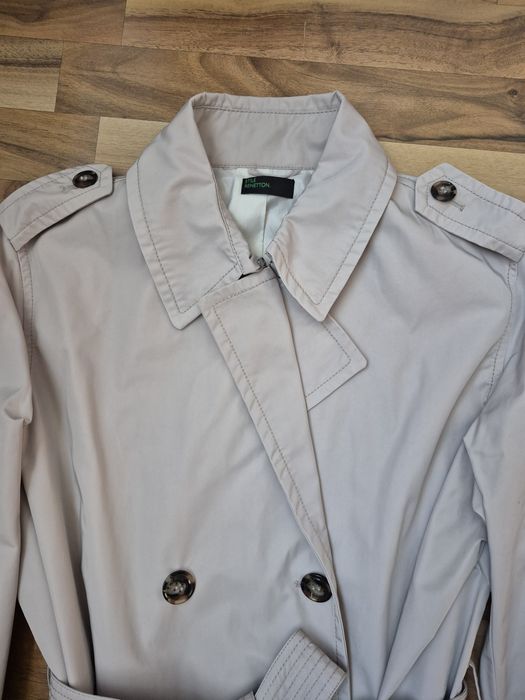 Trench Benetton mărimea 50