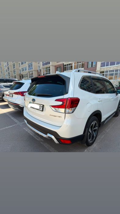 Продам машину субару форестер subaru 2023 г