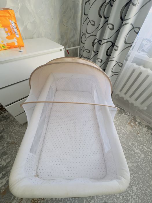 Продам манеж-кровать