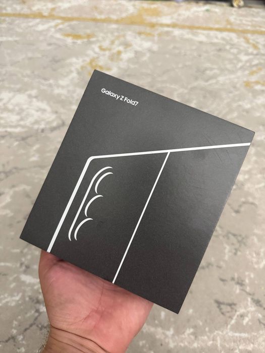 Samsung Galaxy Z Fold 7 Silver