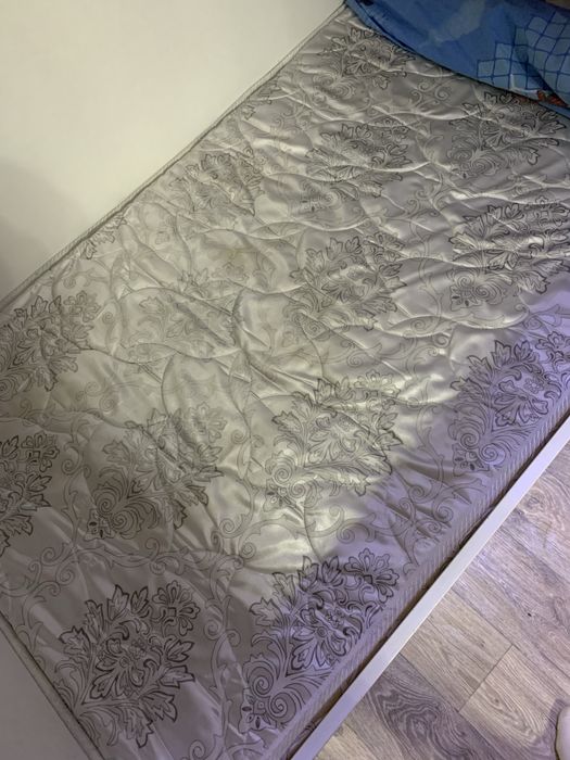 Продам детский спальный комплект