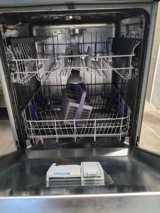 Съдомиялна машина