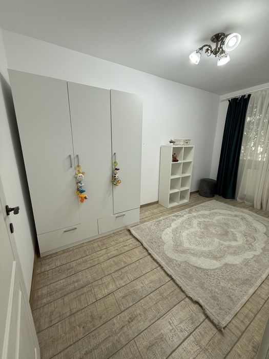 Apartament 3 camere de inchiriat zona ACR