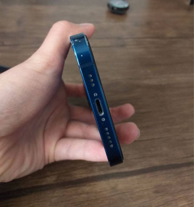 Iphone 12 64gb/72yomkost