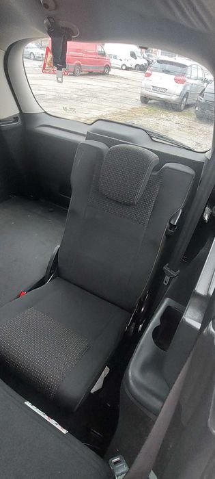 Renault Scenic 1,5 dci , Рено Сценик на части!
Юни 2011