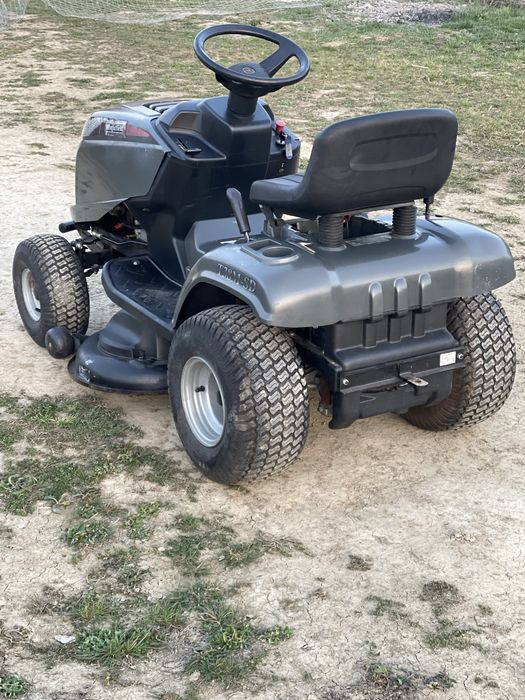 Tractoras de tuns gazonul Mountfield T38M-SD - 14 cp - 2014