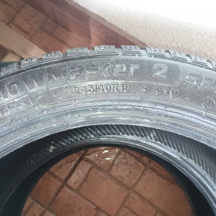 Зимни гуми 245/40/18