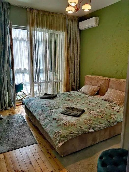 Дава се под наем Тристаен апартамент в София, Център - 80 кв.м за 1095.99 € - Снимка #6