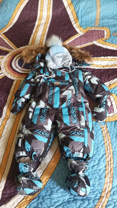 Продам комбинезон детский