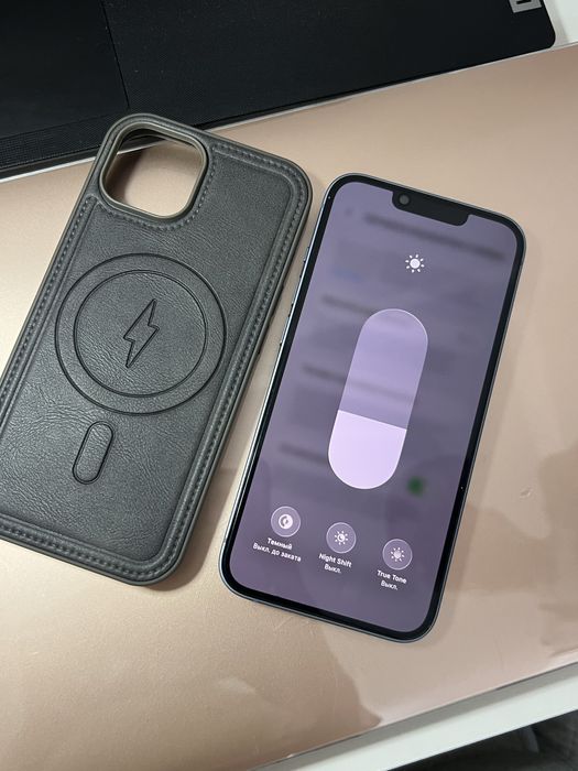 Продам iPhone 14 в отличном состоянии