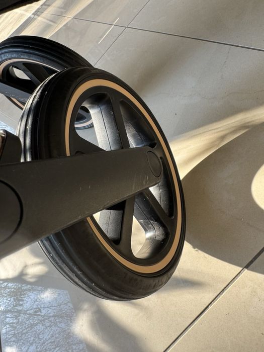 Cybex Platinum Priam 4