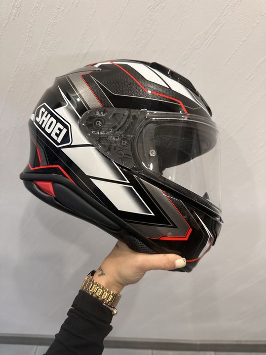Каска SHOEI size M