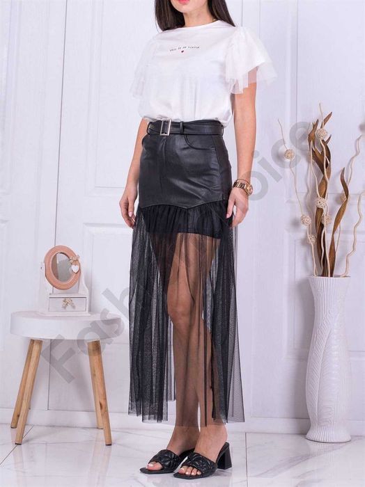 Кожена пола с тюл