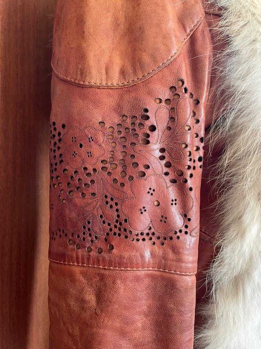 Кожаная куртка с лисой