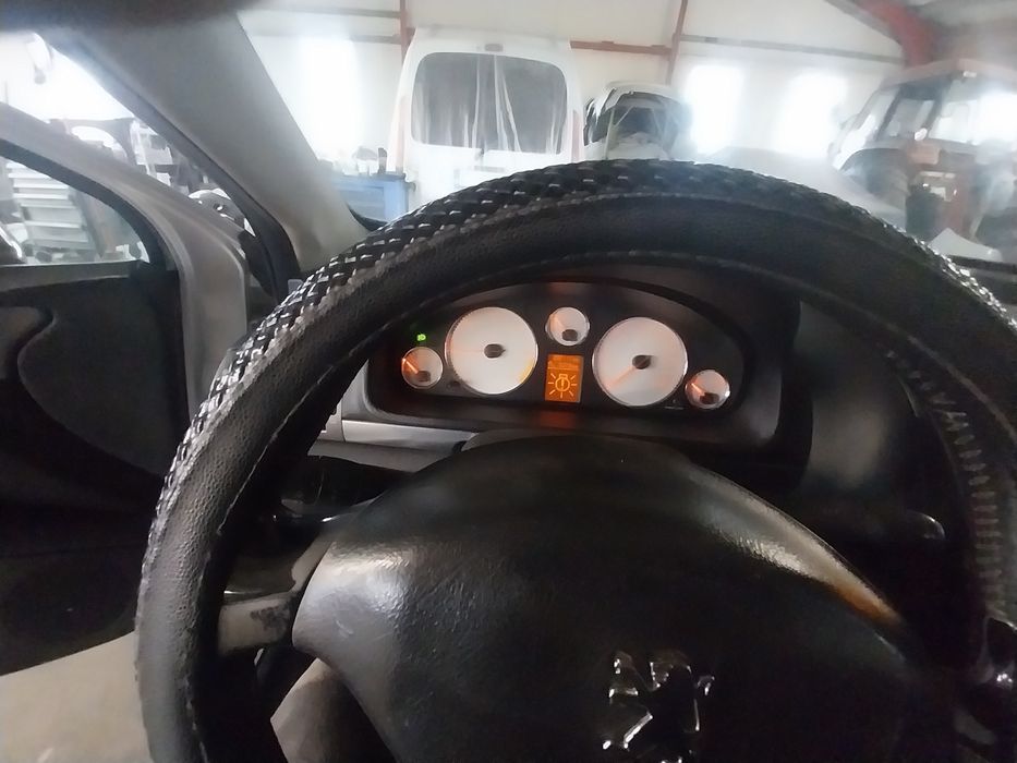 vând Peugeot 407 2.0 disel