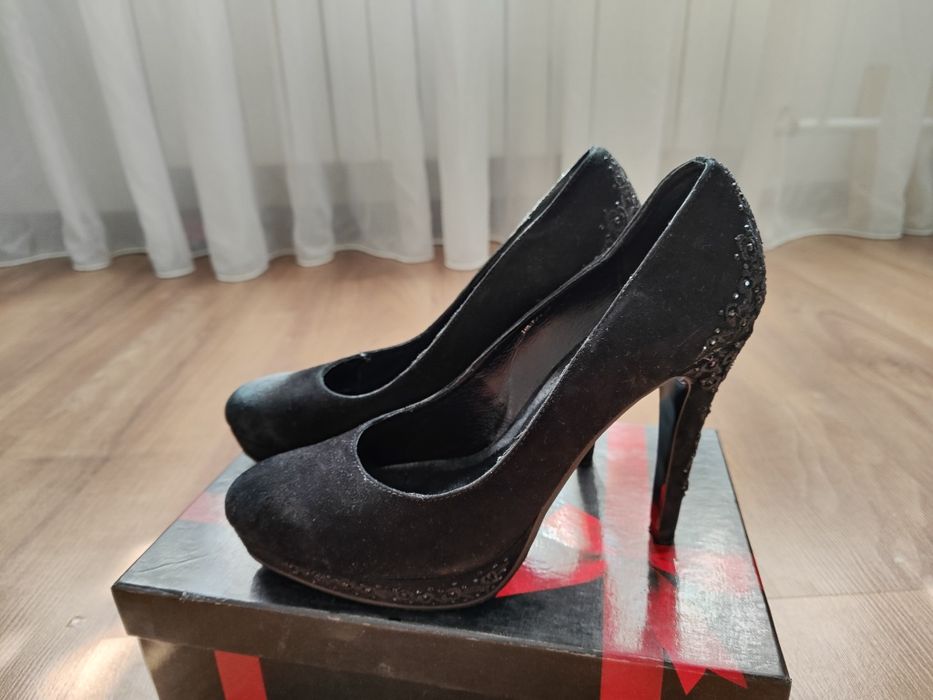 Обувь женская 39 размер