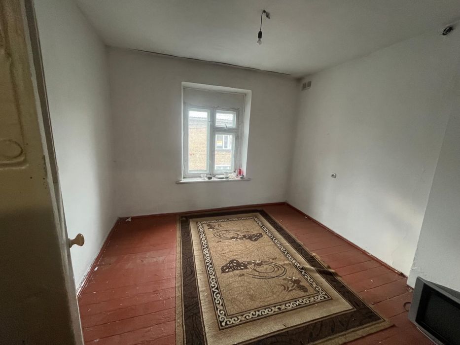 Продам  квартиру 2 этаж