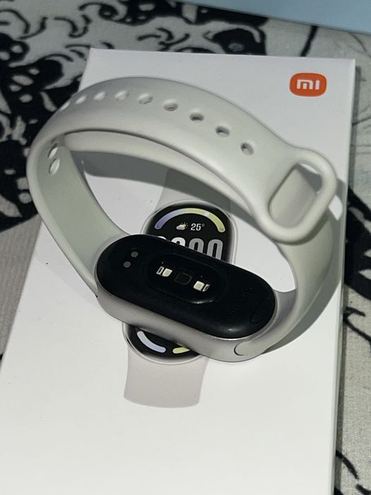 Xiaomi mi band 10 silver