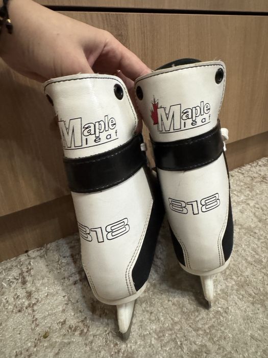 Коньки детские 34 размер