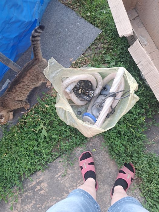 Продам  каркасный бассейн.