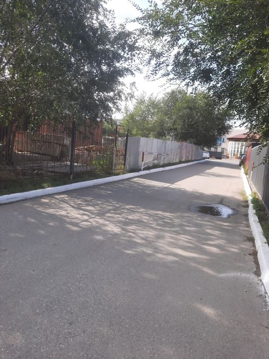 Отдельно стоящий здания