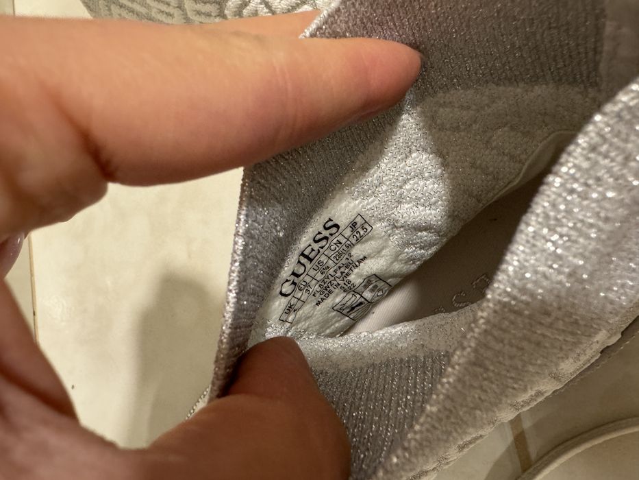 нови боти guess