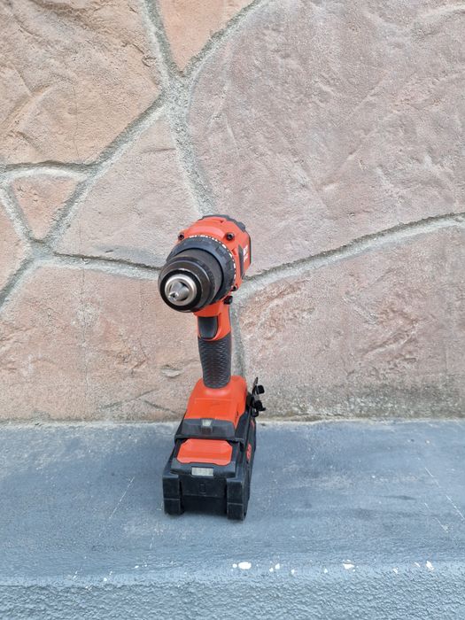Винтоверт  HILTI