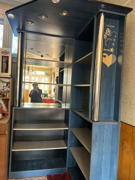 Bar pentru living din lemn masiv