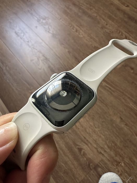 Apple Watch Series 5 (40mm)