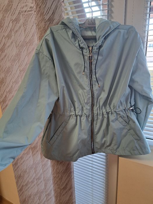 Светло зелено шушлеково яке